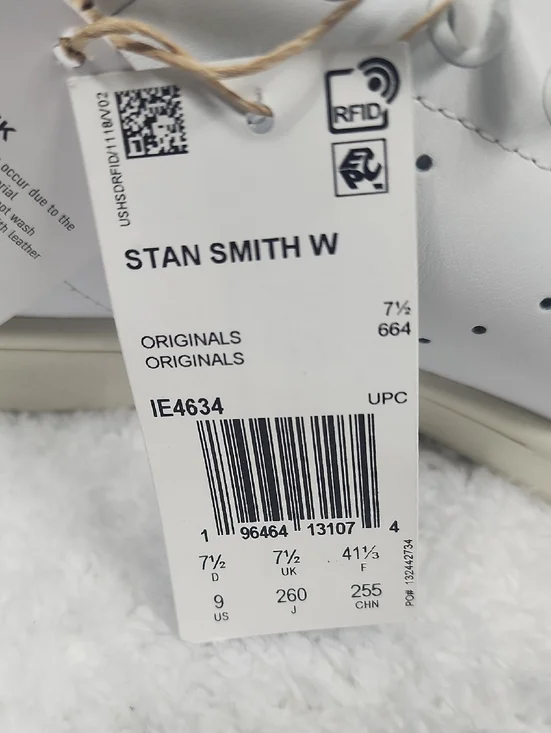 Women's Adidas Sam Smith Lace Up Sneakers New With Tags - Picture 11 of 11